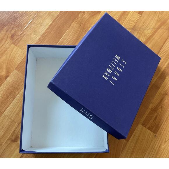 Stuart Weitzman empty shoe box - Picture 7 of 7